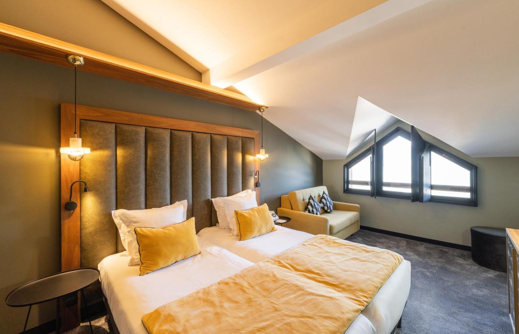 Hotel Fahrenheit Seven Courchevel Exterior foto