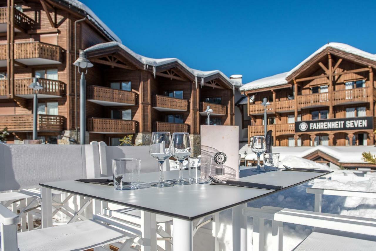 Hotel Fahrenheit Seven Courchevel Exterior foto
