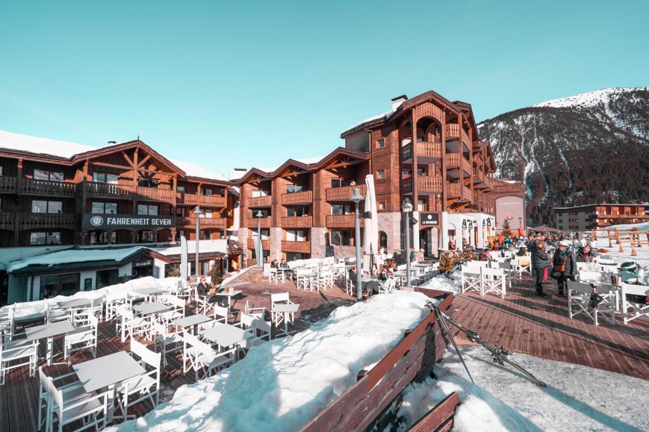 Hotel Fahrenheit Seven Courchevel Exterior foto
